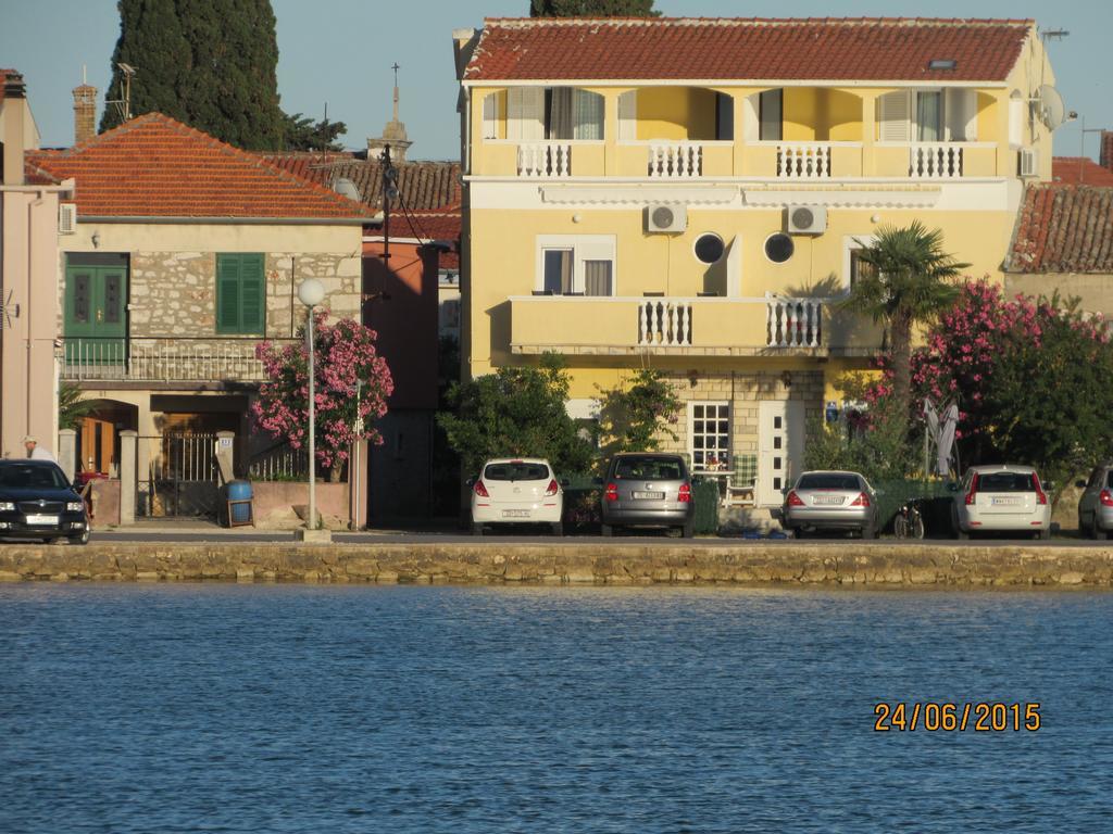Apartments Renjak Sukošan Eksteriør bilde